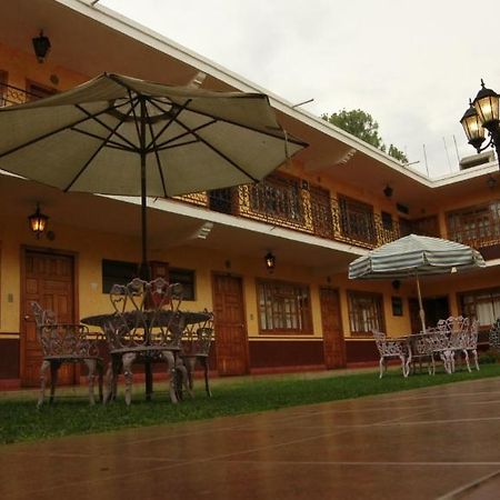 Posada De La Salud Patzcuaro Exterior photo