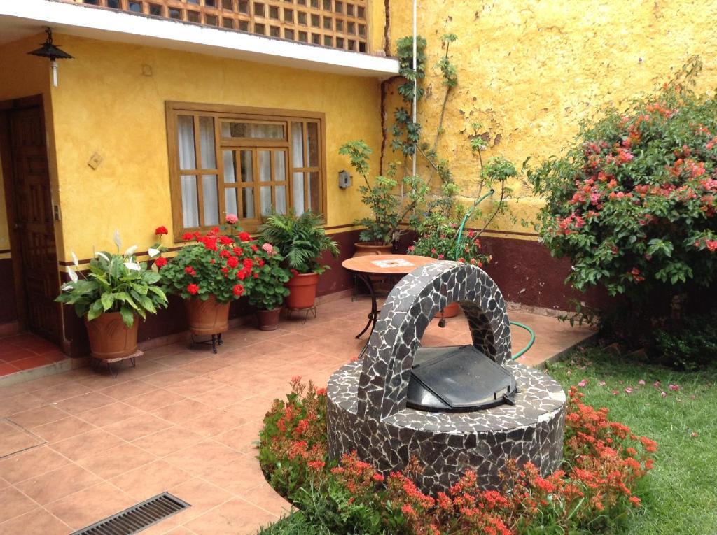 Posada De La Salud Patzcuaro Exterior photo